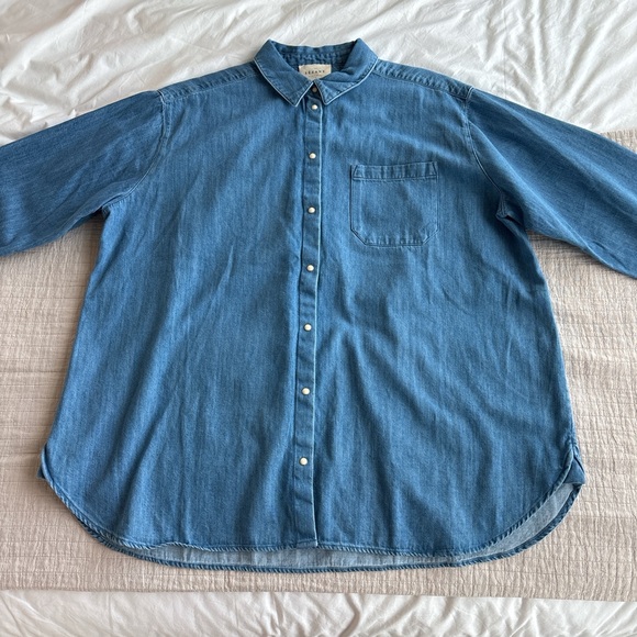NWOT Sézane Max Shirt in Deep Blue Size 40/8 - Picture 5 of 8